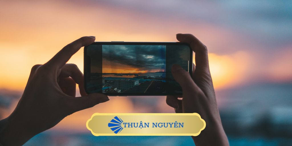 CỬA HÀNG ĐIỆN THOẠI THUẬN NGUYÊN